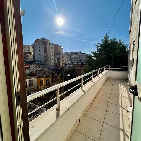 Xhomlliku Apartment Tirana Exterior photo