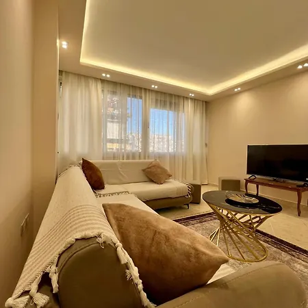 Xhomlliku Apartment Tirana Exterior photo